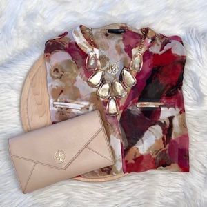 Sale 💕 Floral blouse